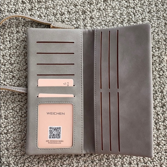 Leather Wrap around wallet/clutch in grey - Picture 6 of 8